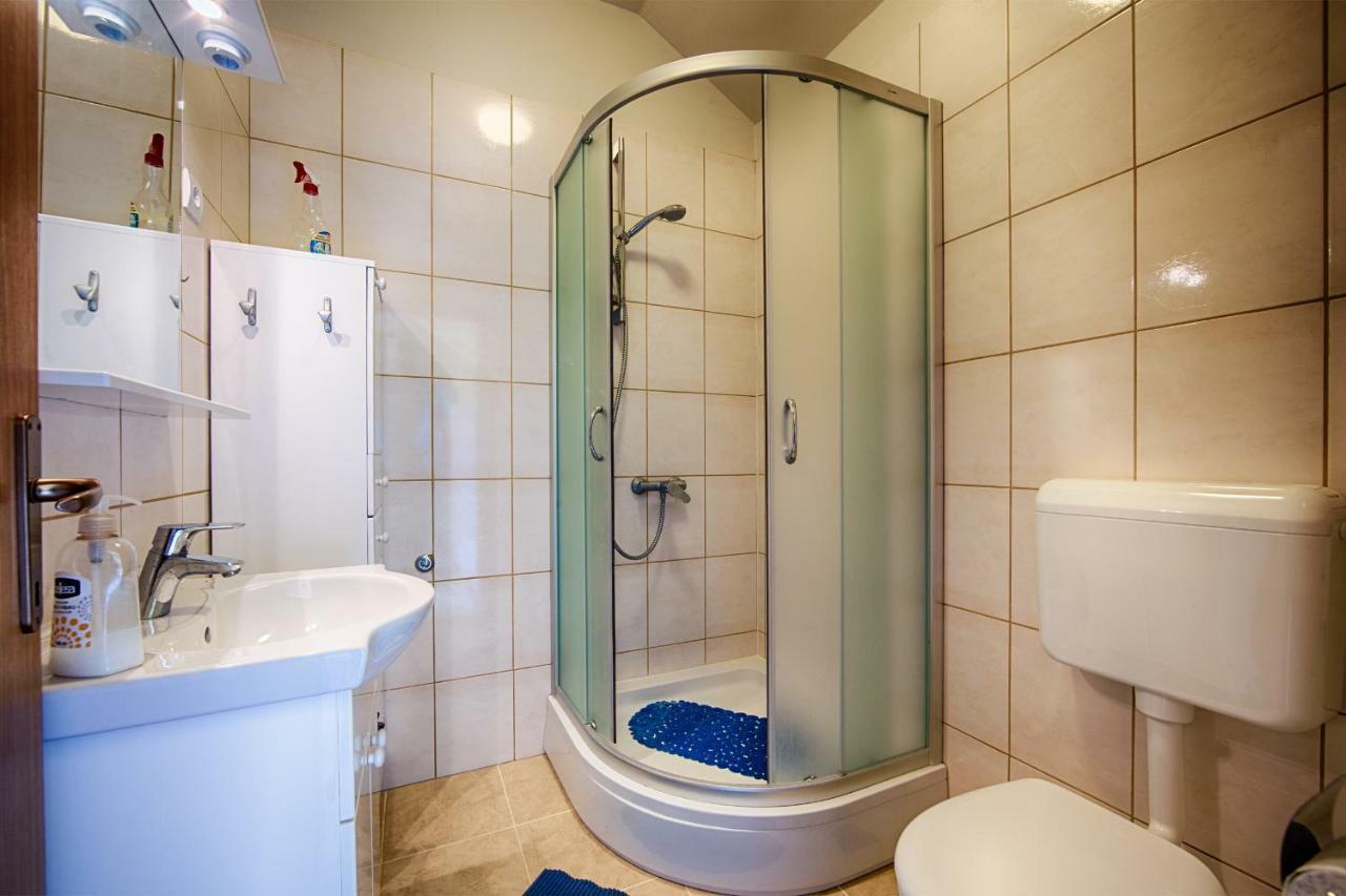 Betini Apartments - Authentic Island Escape Komiža Eksteriør bilde