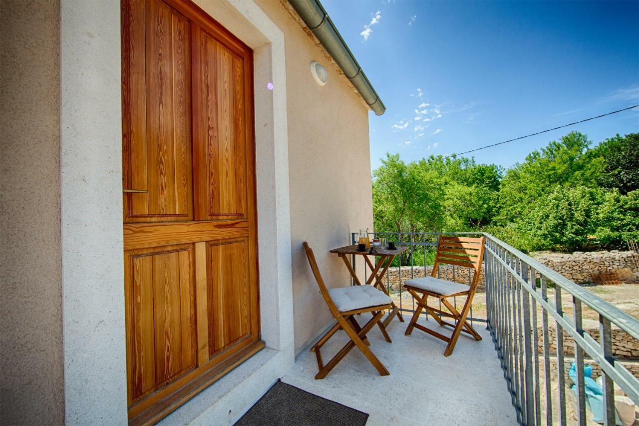 Betini Apartments - Authentic Island Escape Komiža Eksteriør bilde