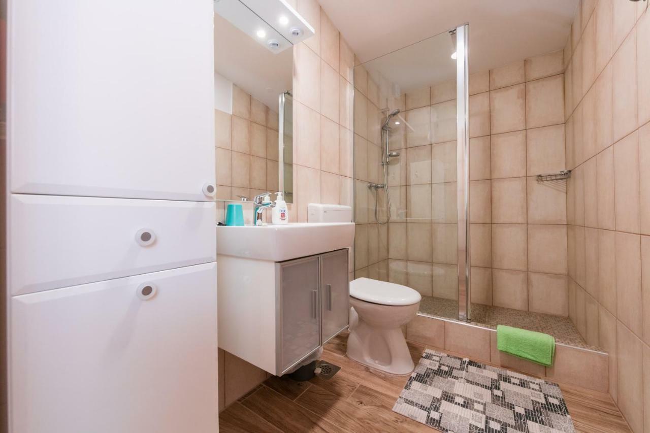Betini Apartments - Authentic Island Escape Komiža Eksteriør bilde