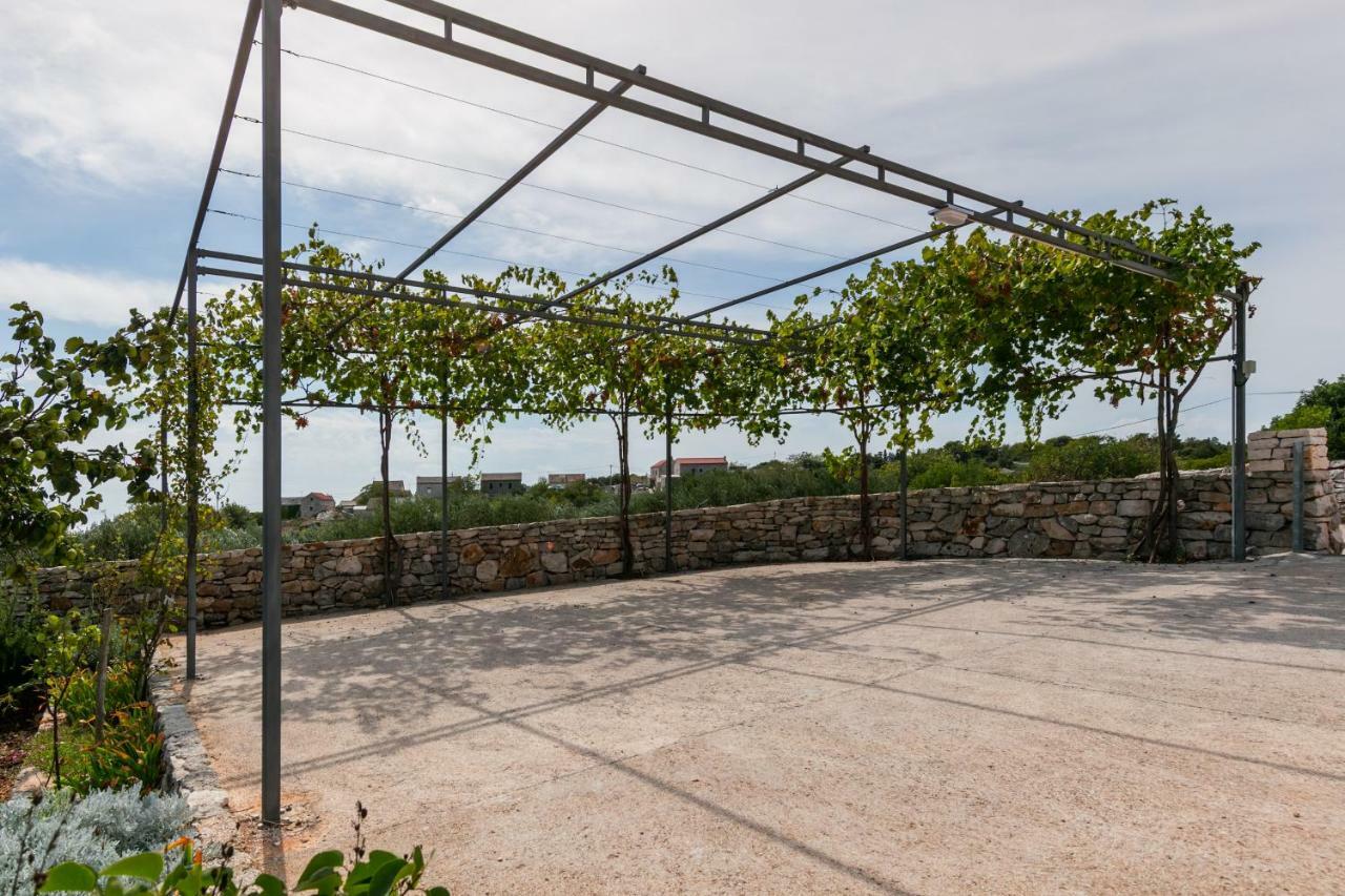 Betini Apartments - Authentic Island Escape Komiža Eksteriør bilde